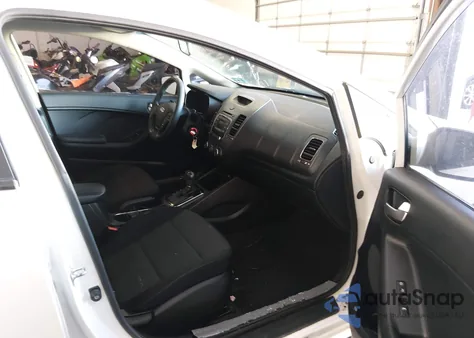 2018 Kia Forte Lx из США, поврежденный, VIN KNAFK5A82J5773978